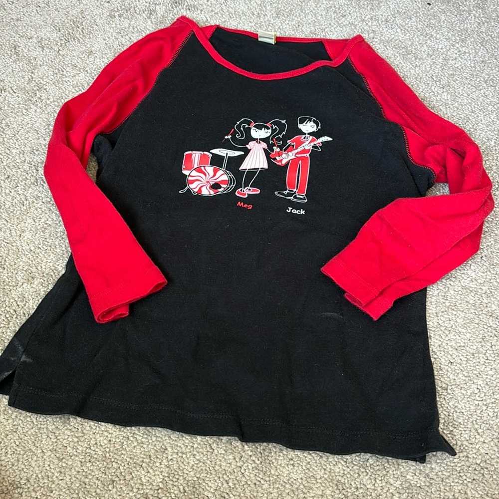 The white stripes band tshirt large